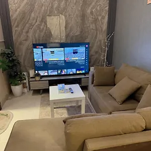 شقة بمدخل خاص وجلسة خارجية, الرياض
